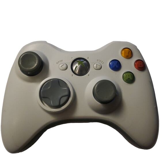 Xbox 360 - Picture 1 of 2